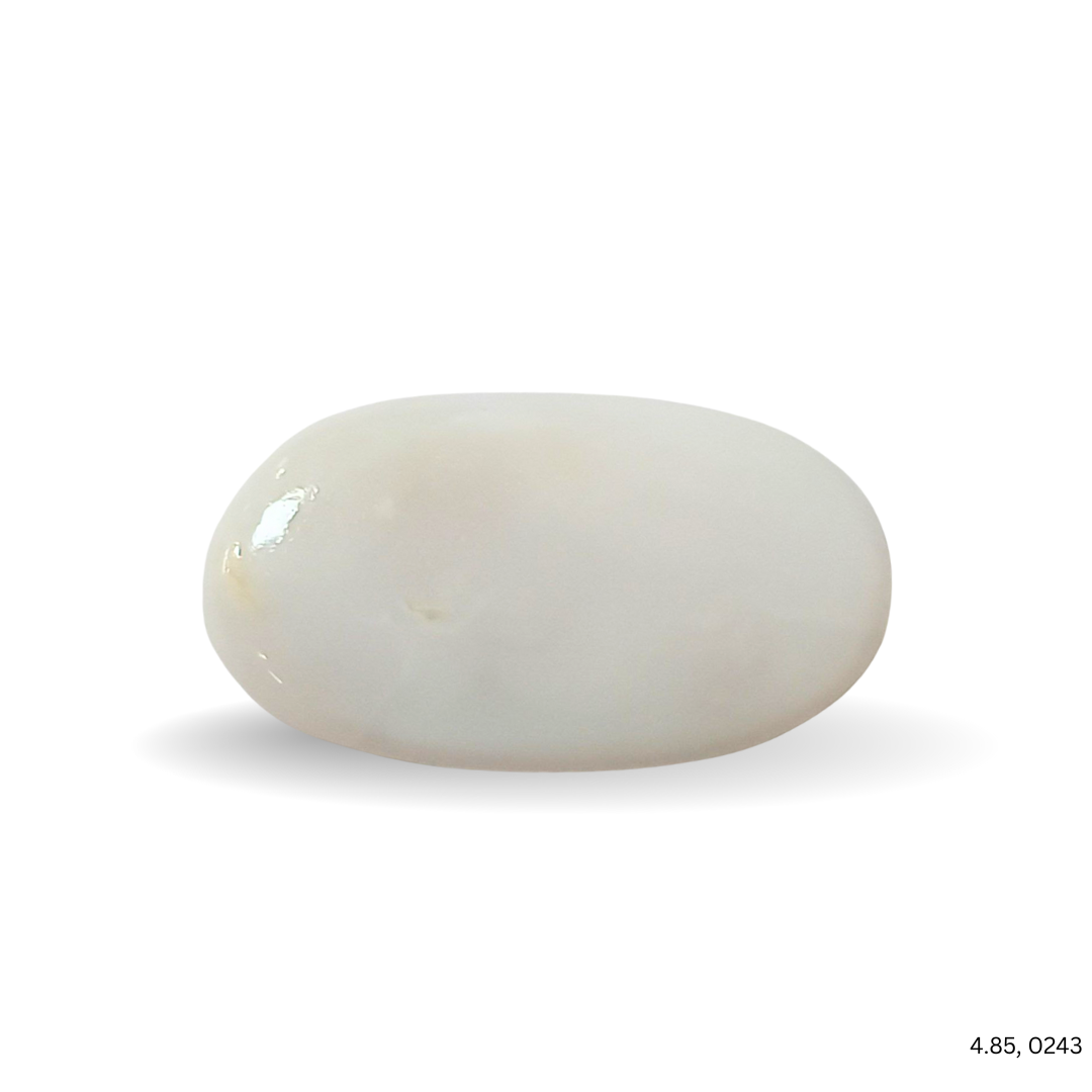 4.85 CARAT OPAL (GRADE B)