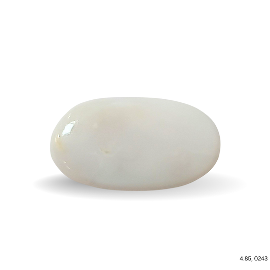 4.85 CARAT OPAL (GRADE B)