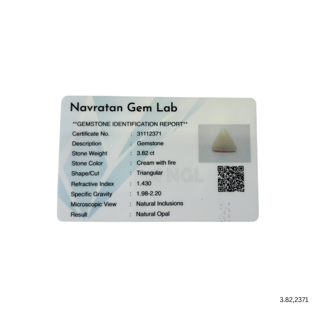 3.82 CARAT OPAL (GRADE A)