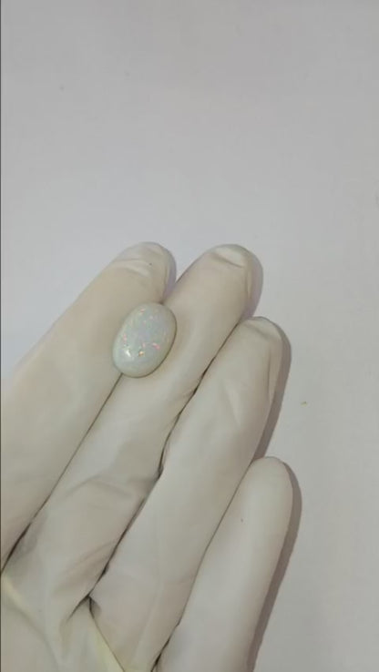 5.25 CARAT OPAL (GRADE A)