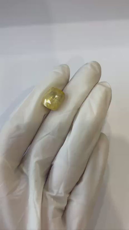 11.80 CARAT PUKHRAJ (GRADE A)
