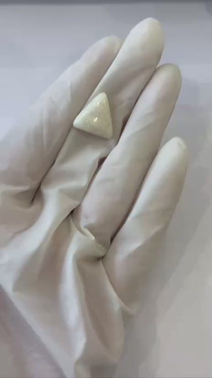 6.48 CARAT OPAL (GRADE A)