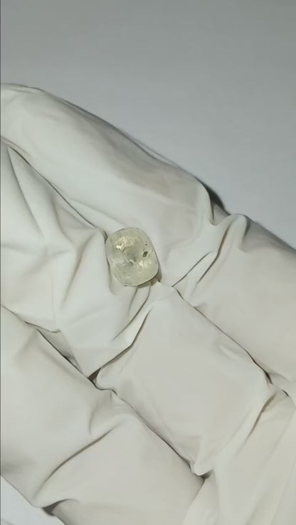 3.20 CARAT PUKHRAJ (GRADE A)
