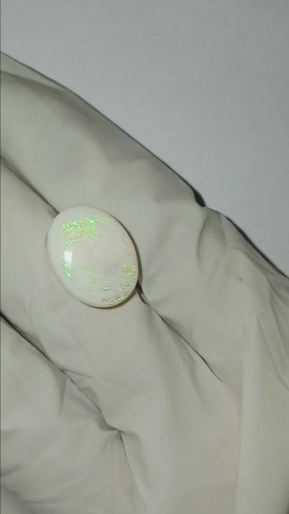 9.25 CARAT NATURAL OPAL (GRADE A)