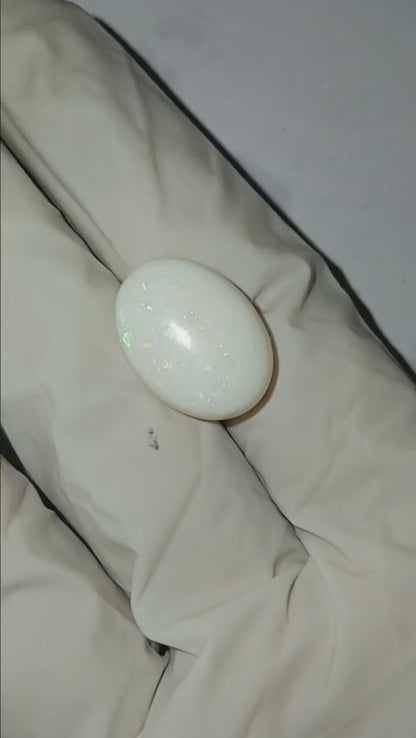 10.90 CARAT NATURAL OPAL (GRADE A)