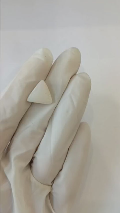 3.82 CARAT OPAL (GRADE A)