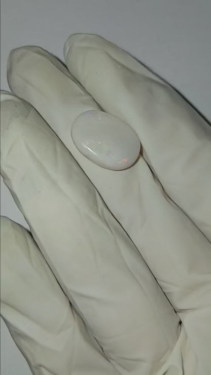 5.55 CARAT NATURAL OPAL (GRADE A)